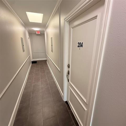 Building Photo - 3101 Commerce St Unit 204 Rental