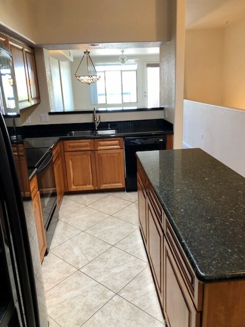 Photo - 425 W Rio Salado Pkwy