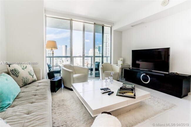 Building Photo - 50 Biscayne Blvd Unit 1807