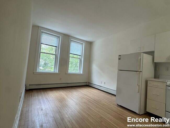 Photo - 1539 Beacon St Unidad 18