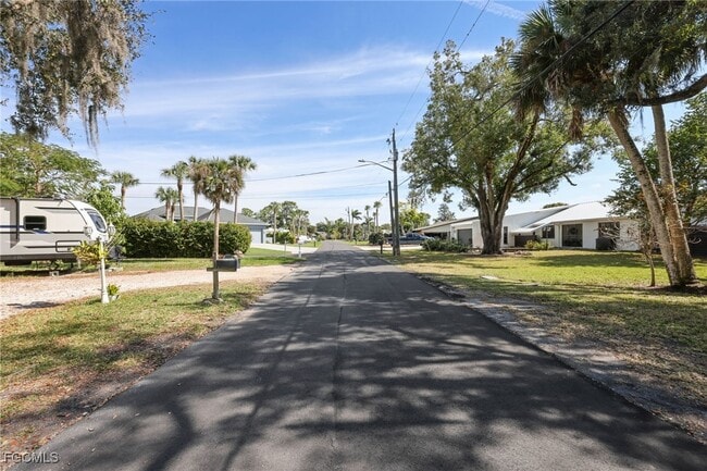 Photo - 13529 Island Rd