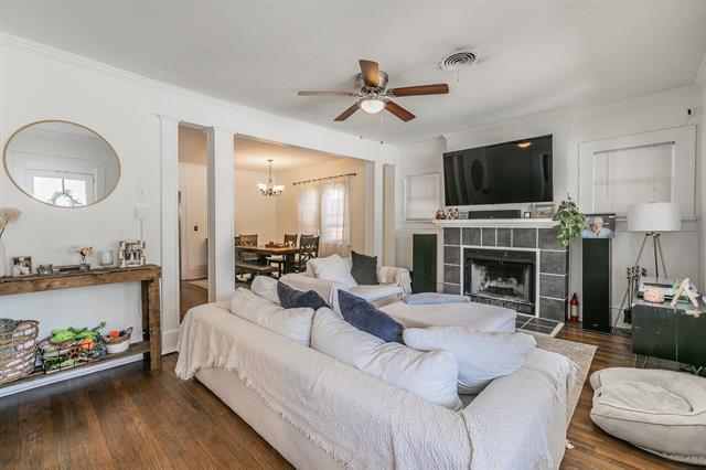 Photo - 2100 5th Ave