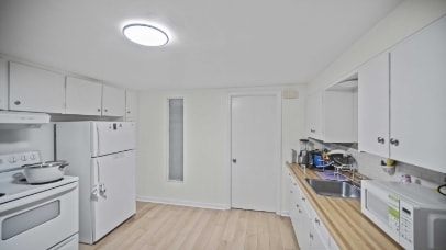 Photo - 23 Wexford St Unit Room 8