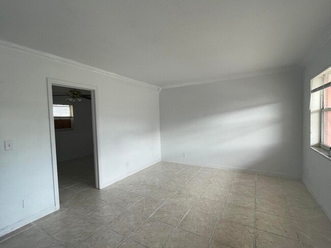 Photo - 531 C St Unit 4