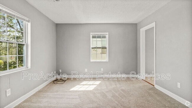 Building Photo - 1451 W Ocean View Ave Rental