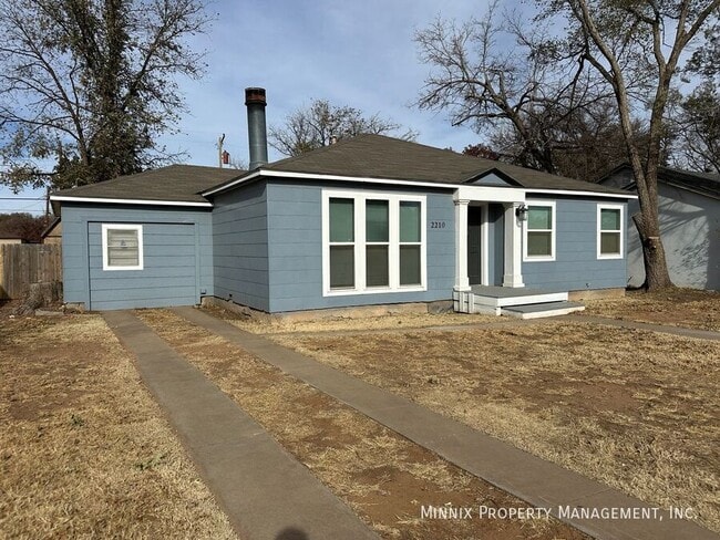 Photo - 2210 31st St