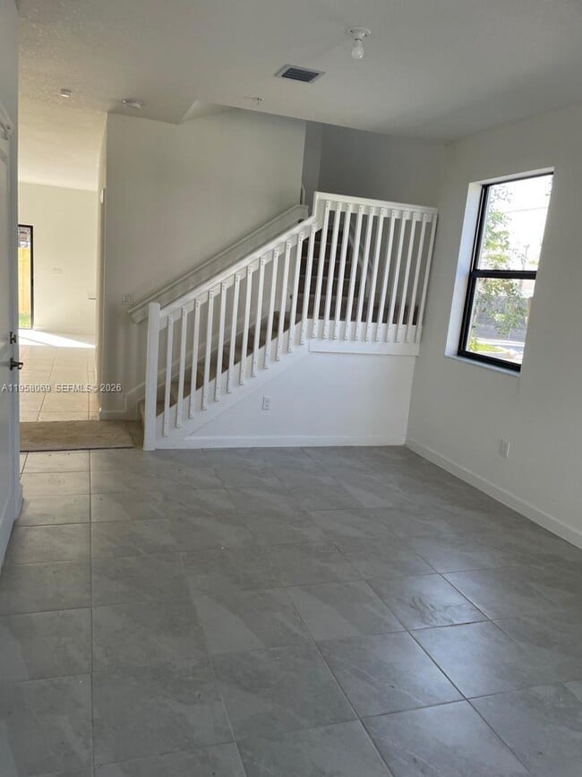 Photo - 212 SW 159th Ter