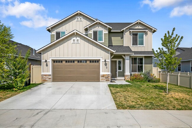 Beautiful 5bd/2.5ba, 3-car Tandem Garage H... - Beautiful 5bd/2.5ba, 3-car Tandem Garage H... Casa
