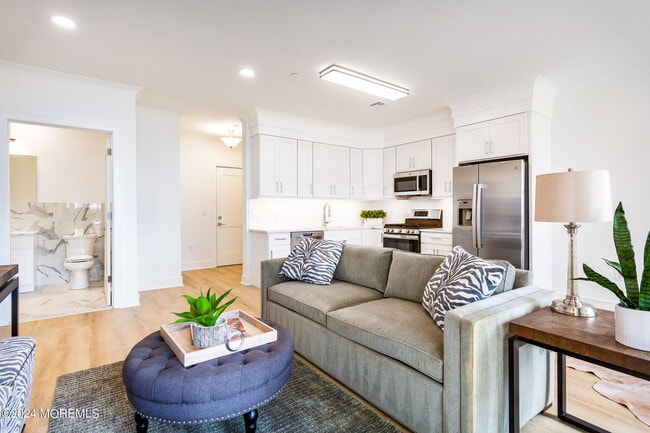 Photo - 298 Westwood Ave Unidad 211