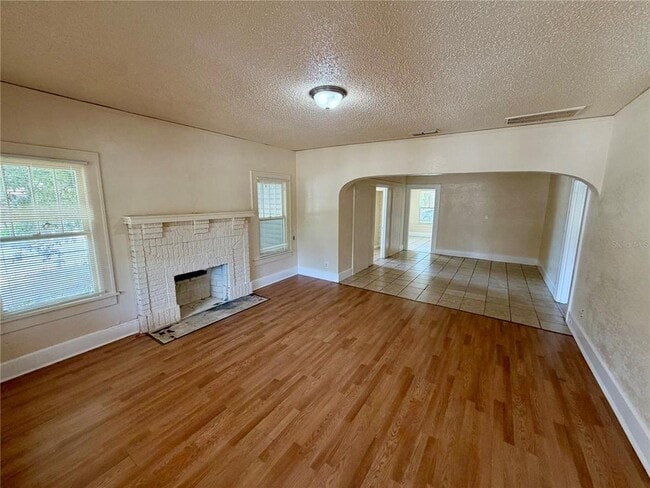 Photo - 750 38th Ave S