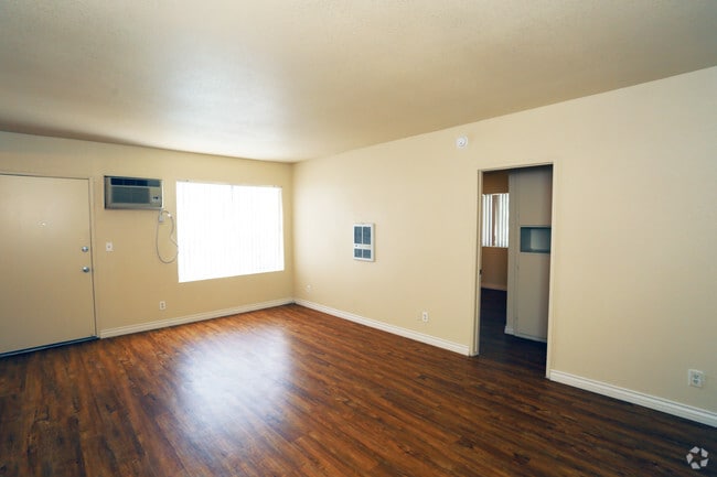 1BR, 1BA-Living Room
