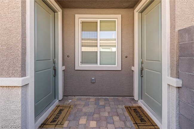 Photo - 9446 Sequoia Rdg Ave