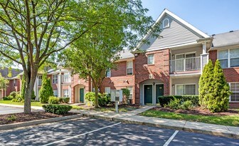 Illinois State University Off Campus Housing Apartments Normal Il Traditions Bloomington Apartments
