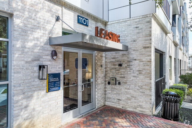 Leasing Office Entrance