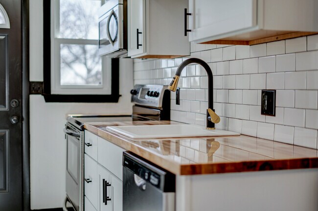 Photo - 4808 Hillside St Casa