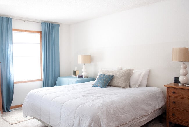 Photo - 488 Prairie Ln