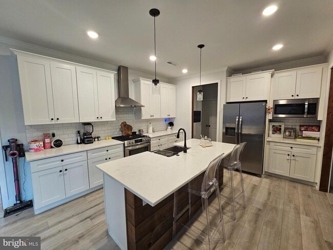 Photo - 470 Waterfords Edge Ct