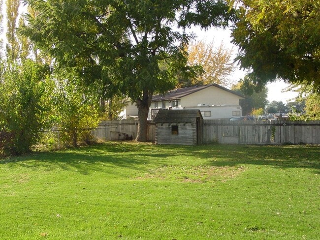 Photo - 5812-5822 W METALINE AVE Unit 5814