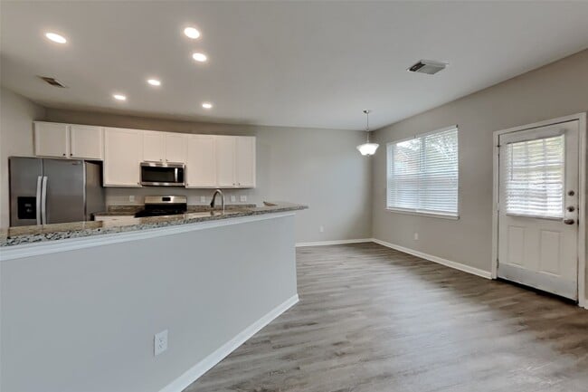 Photo - 4106 Mill Ln