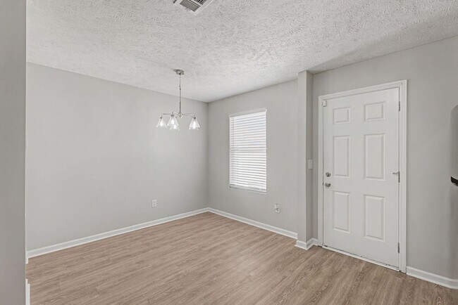 Photo - 5428 Cedar Ash Crossing