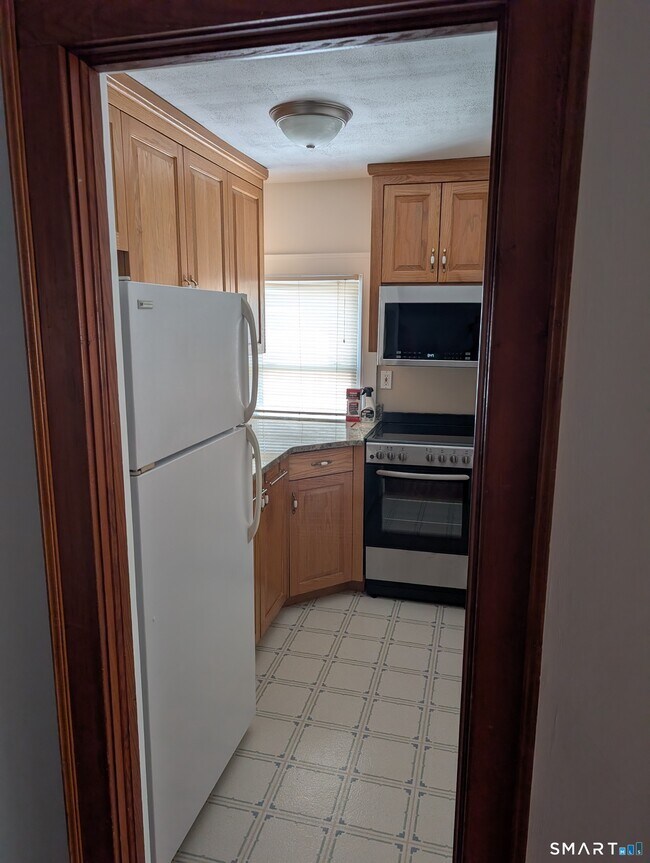 Photo - 50 Bretton Rd Unit 3rd Floor