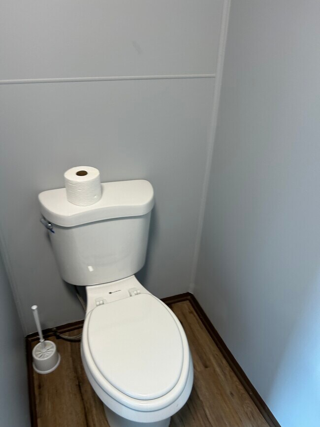 Photo - 511 E Main St Unit 2