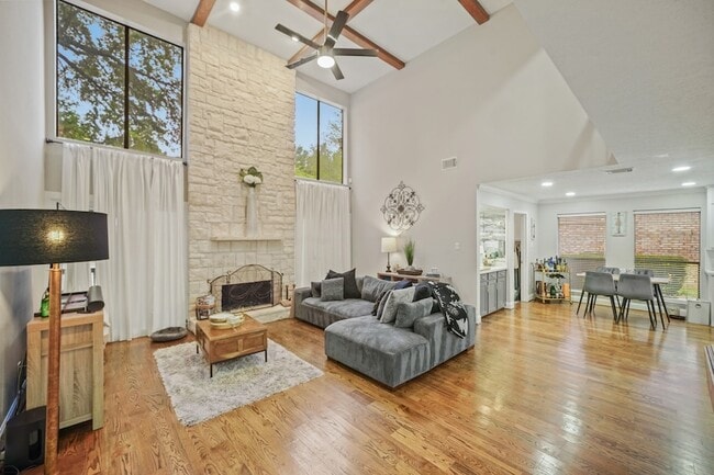Photo - 15831 Ridge Park Dr