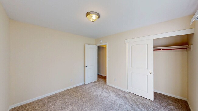 Photo - 15437 Marty Dr Unidad 37