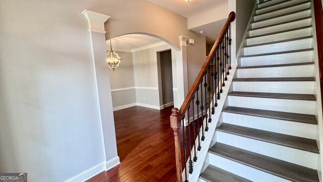 Photo - 323 Evesham Ave