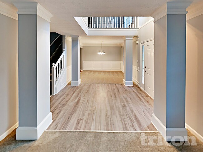 Photo - 12755 N Hill Dr