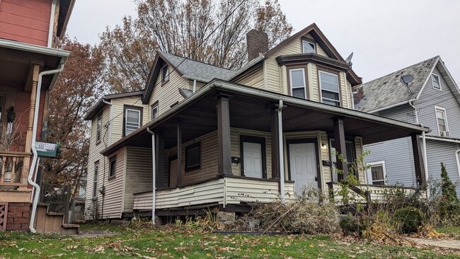 Photo - J & D Family Properties (719 Prospect Ave) Unit 1