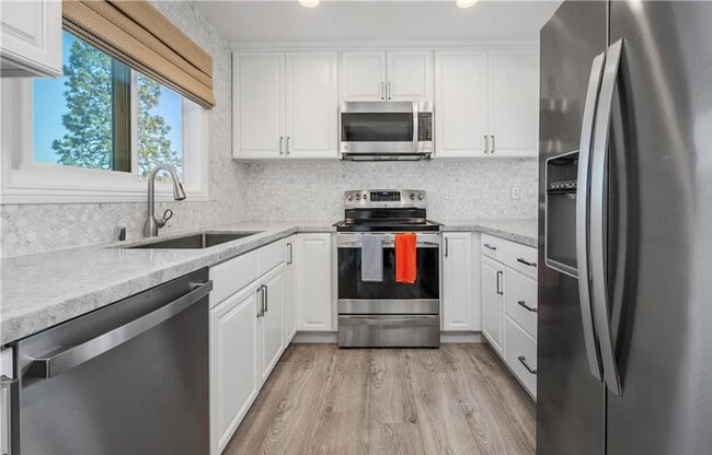 Building Photo - 22703 Nadine Cir Unit a