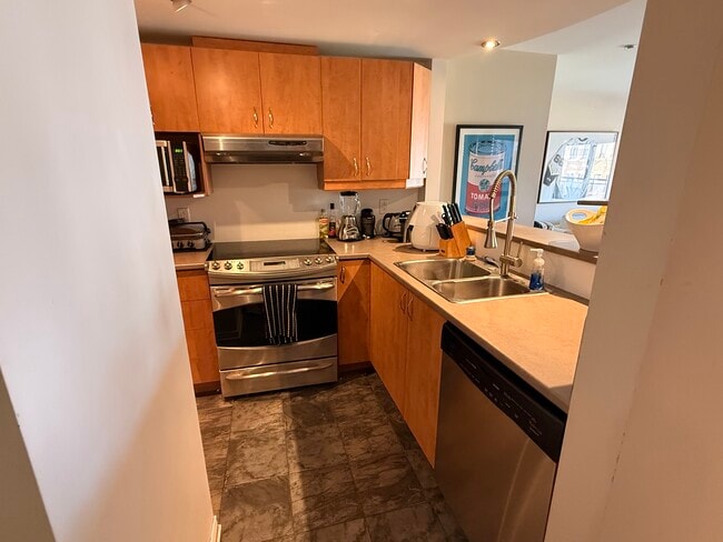Photo - 1315 Rue Notre-Dame O Unit Coeur de la cité 303