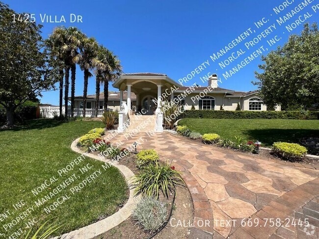 Building Photo - 1425 Villa Dr Rental