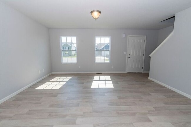Photo - Mishawaka South Side- Be the first to Occupy this newly built 2-story home
