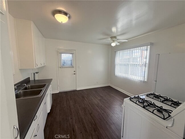 Photo - 24638 Eshelman Ave