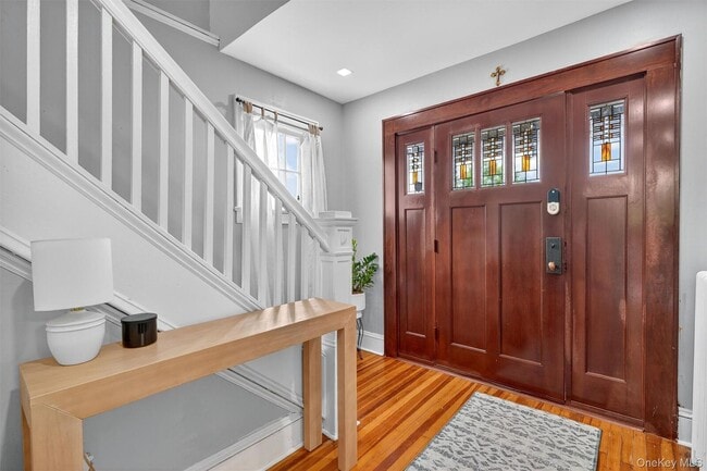 Photo - 260 High Ave