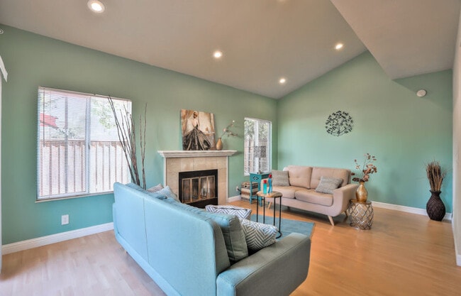 Photo - 39690 Potrero Dr