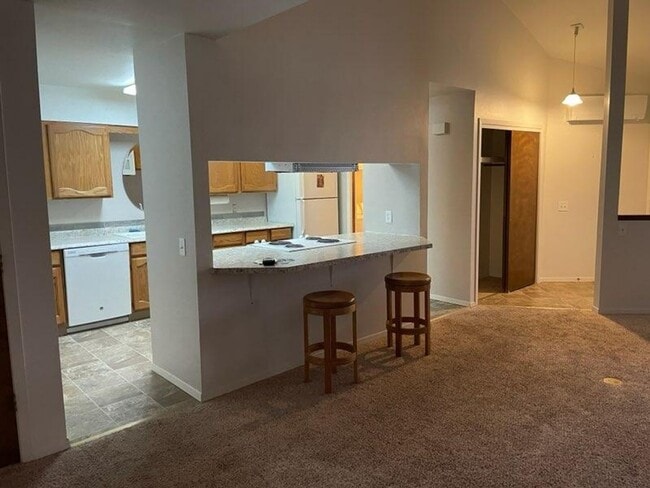 Photo - 2 bedroom 2 bath PLUS LOFT with single car...
