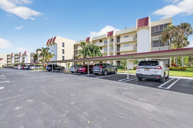 Photo - 23279 Barwood Ln N Unit 402