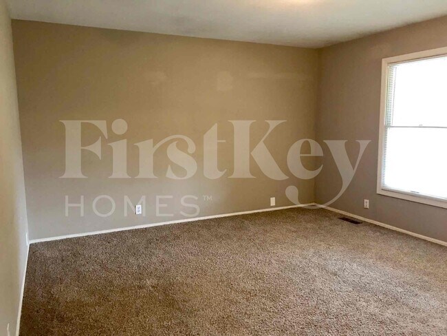 Photo - 1983 Greenheath Dr