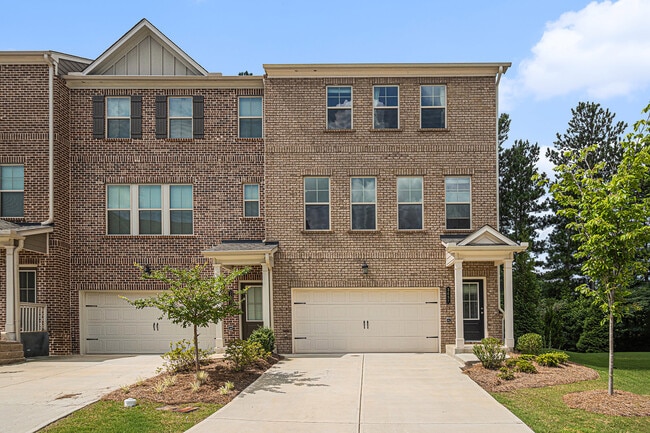 3497 Hidden Valley Cir