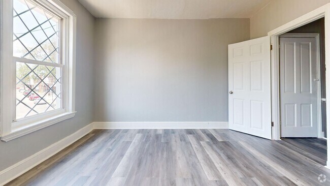 Building Photo - Nice 2Br house with or without voucher