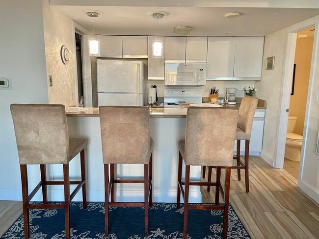 Photo - 3851 Boardwalk Unit 1903