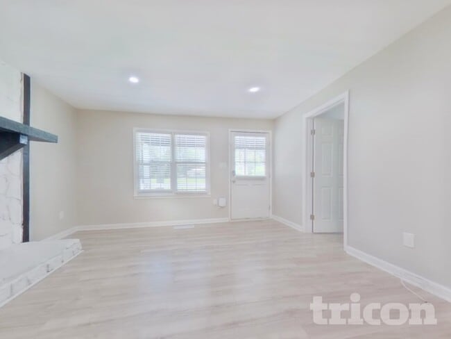 Photo - 558 Buchanan Hwy