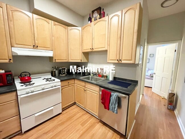 Photo - 96 Hammond St