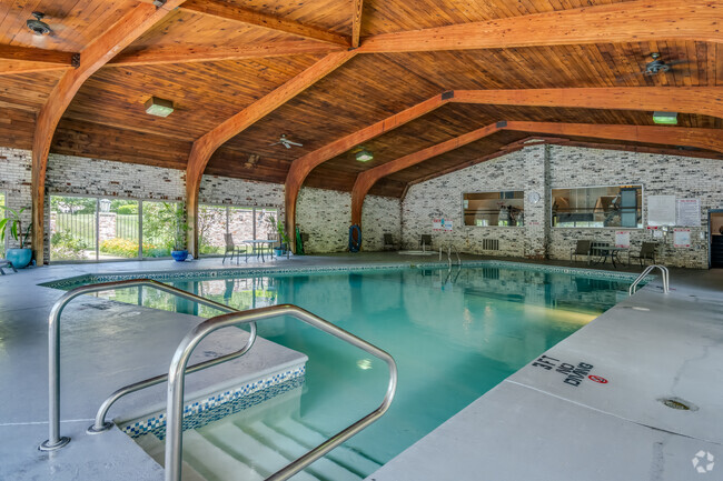 Interior Photo - Porticos of Fox Point Rental