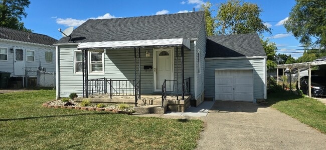 Building Photo - 4337 Woodcliffe Ave Rental