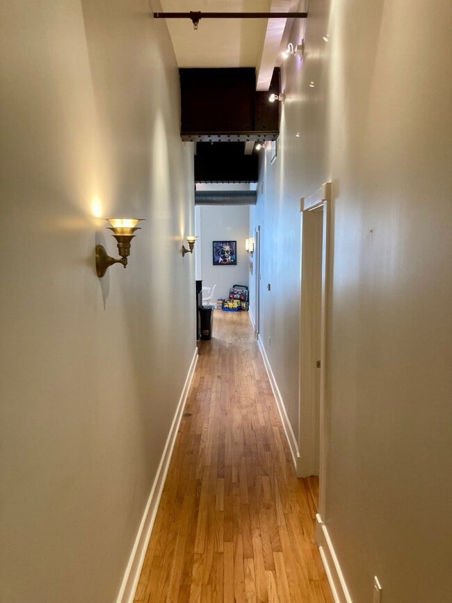 Photo - 415 22nd St Unit 4A