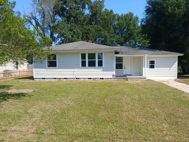 Building Photo - 204 Milton Rd Rental